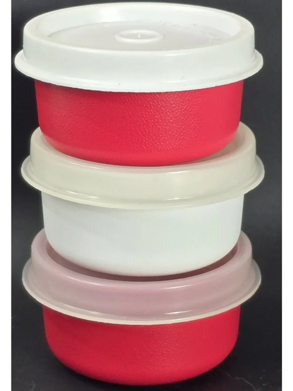 Tupperware smidgets red